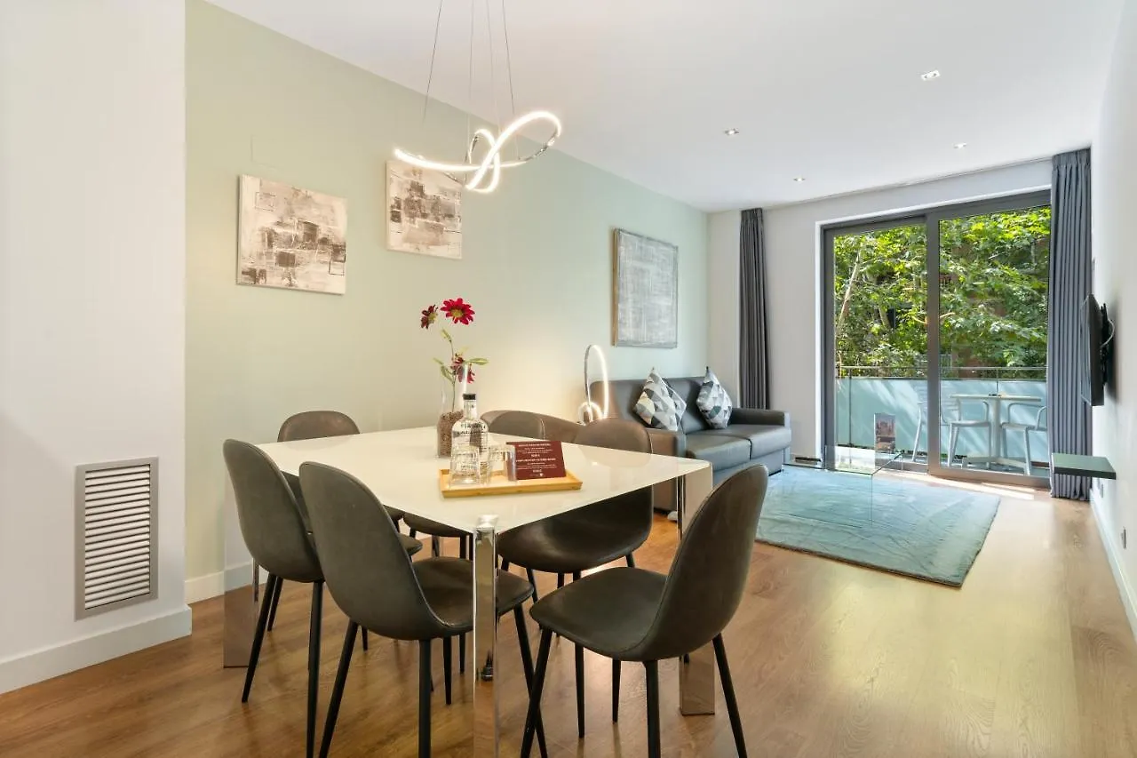 Apartamento Sensation Sagrada Familia Barcelona España